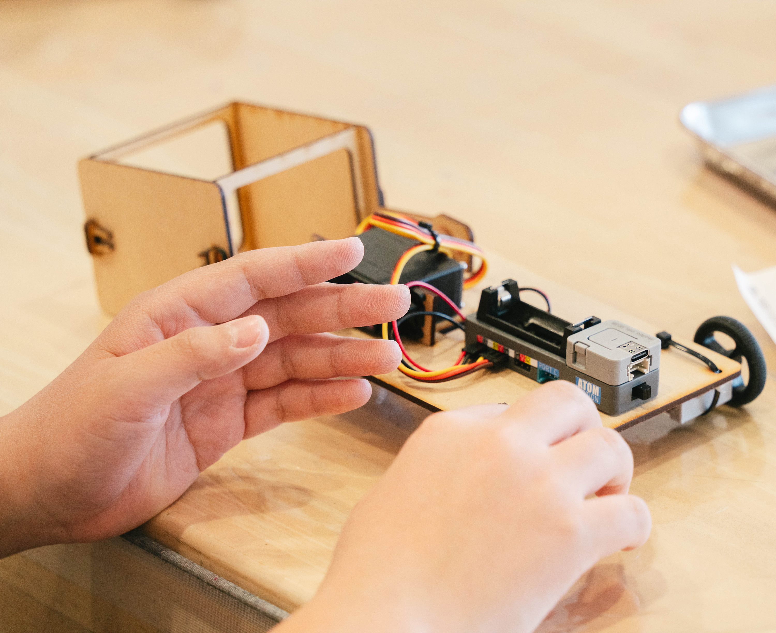 作って動かすロボットスポーツワークショップ（2日制）
