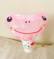 ママサロンでかんたん工作タイム「 一緒に膨らまそう?モコモコどうぶつ作り」
